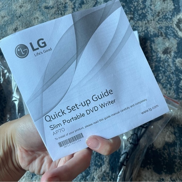 LG Ultra Slim Portable DVD WRITER SuperMulti BLADE - Picture 7 of 8